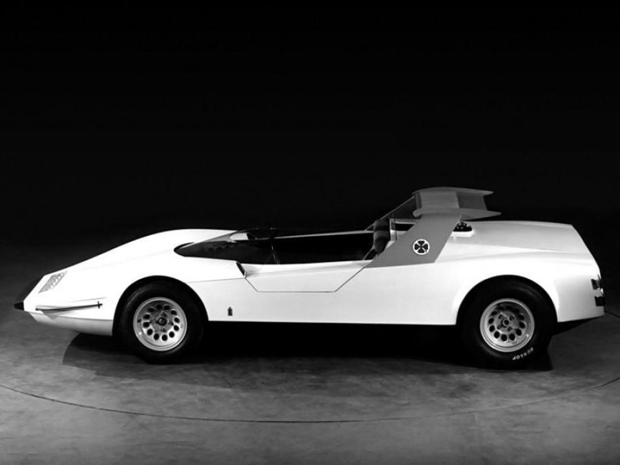 Alfa Romeo P33 Roadster (750.33.108) 1968 года  (фото 5 из 8)